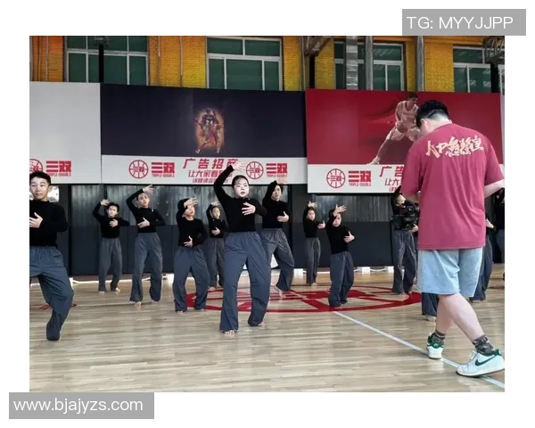 武汉街舞队实力揭秘:热情与创意交织的街舞文化盛宴